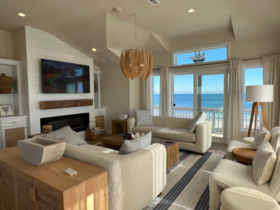 Reclaimed wood hand hewn beam in modern style living room