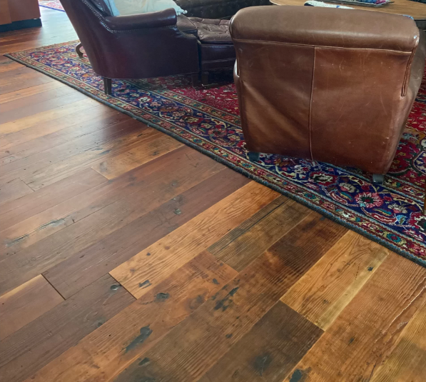 Douglas Fir reclaimed wood  in living room with leather furnature