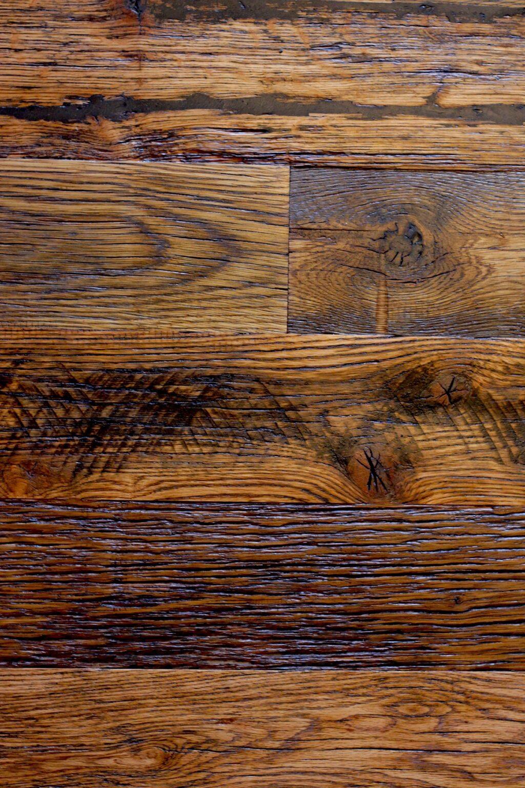 Racehorse Oak Red & White Mix Skip/Wire-Brushed flooring up close